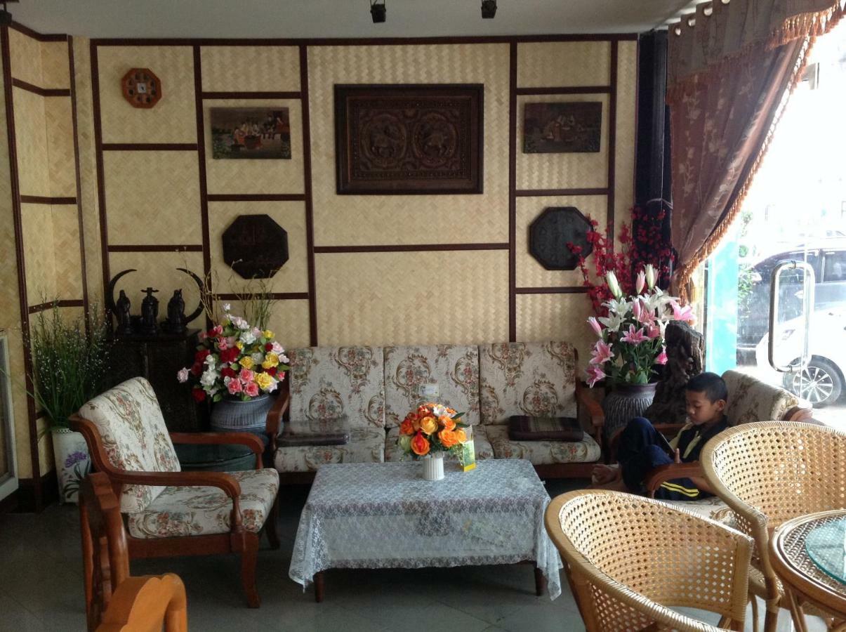 Ruan Ben Ja Don Mueang,Bangkok Hostel Extérieur photo