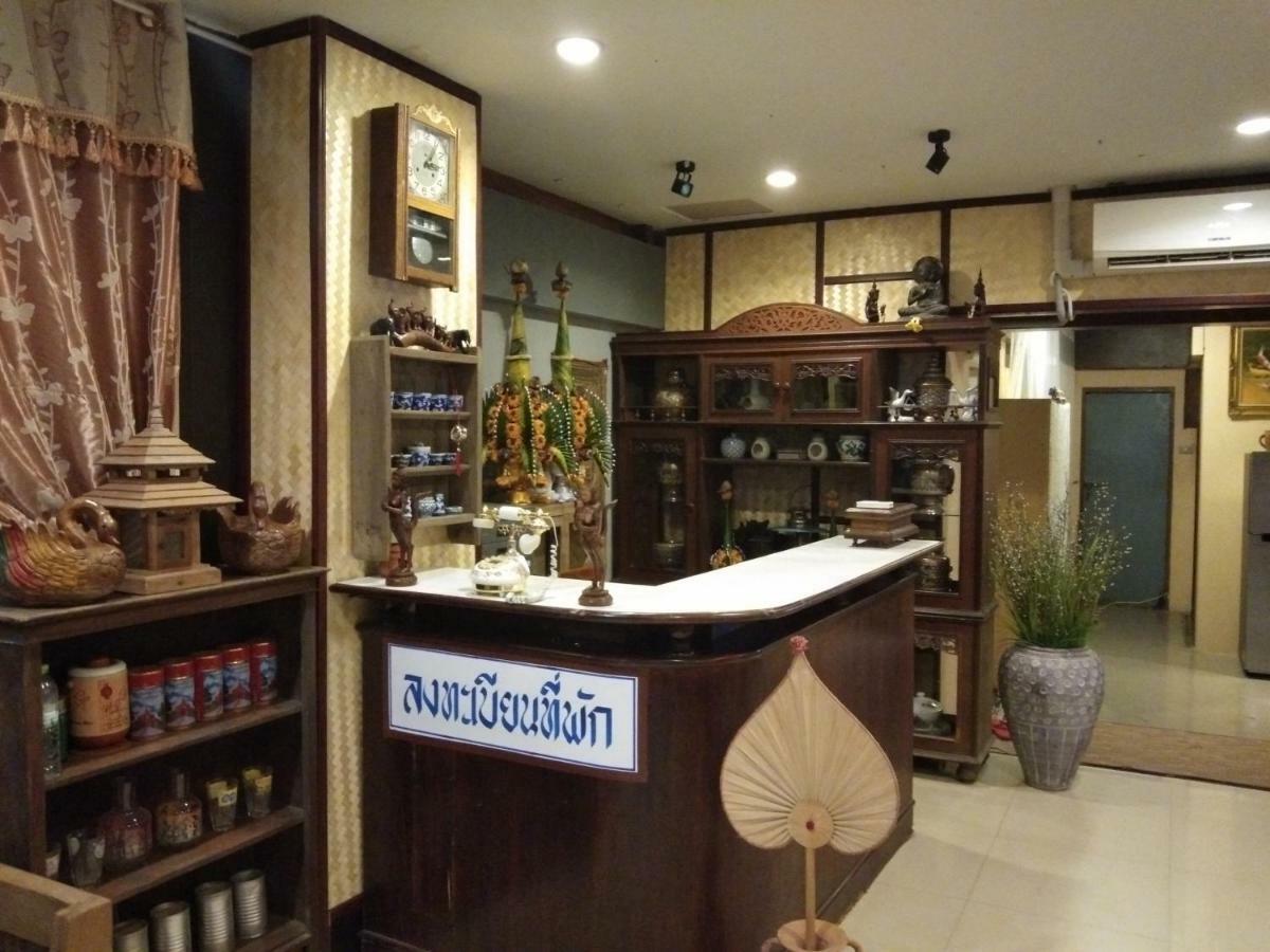Ruan Ben Ja Don Mueang,Bangkok Hostel Extérieur photo
