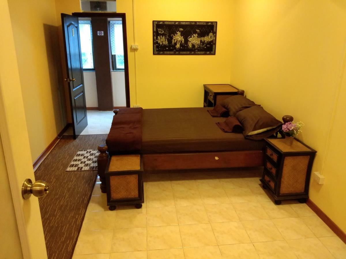 Ruan Ben Ja Don Mueang,Bangkok Hostel Extérieur photo